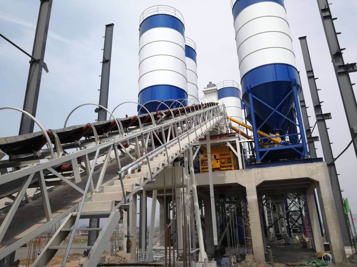 太原180樓2.jpg 太原180樓2.jpg